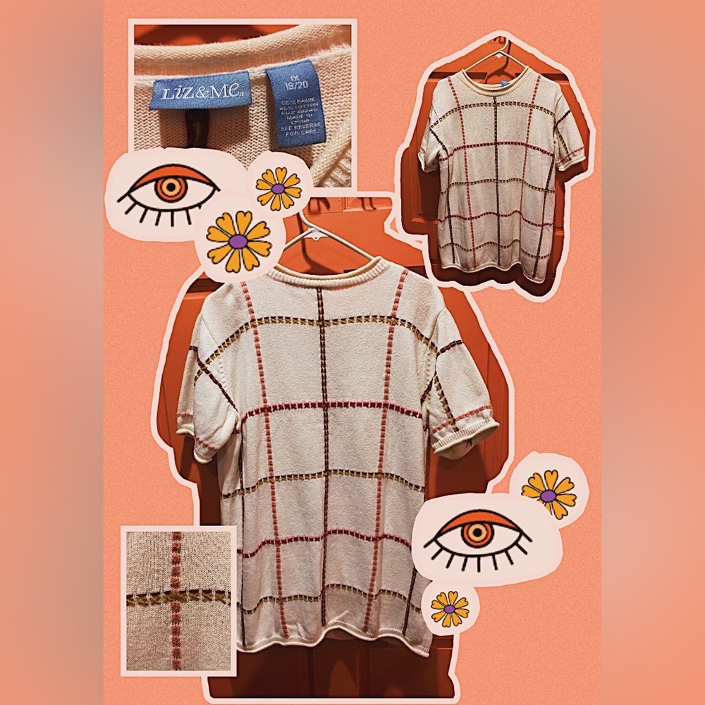 Short sleeve white sweater with multicolor stitched pattern